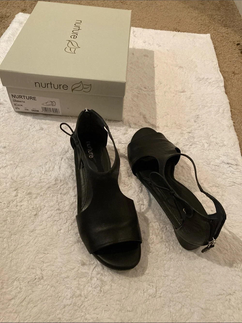 New! In Box! Nurture Black Open-Toe Slingback Leather Sandals.